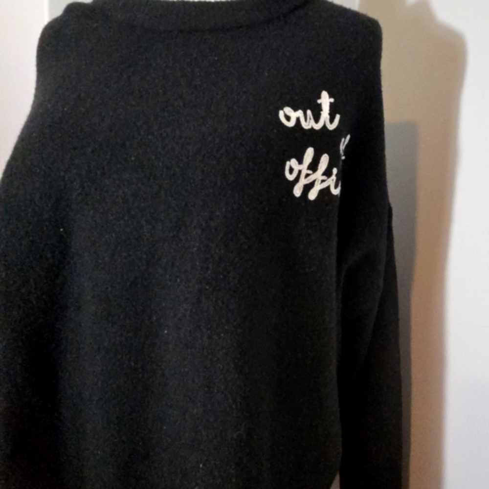 a new day Black Sweater - Picture 4 of 6